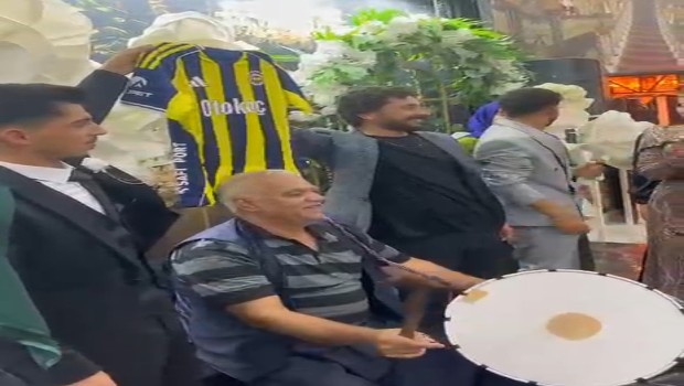 Fenerbahçe Şampiyon Olursa Evlenirim” Dedi, Sırasını Kardeşine Devretti