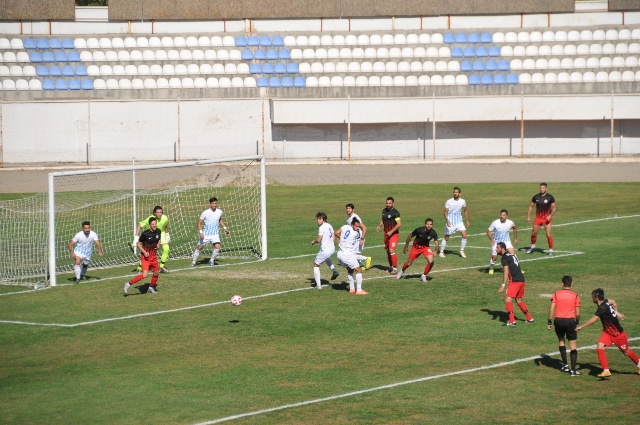 Karaköprü Belediyespor Liderliğini Sürdürüyor 