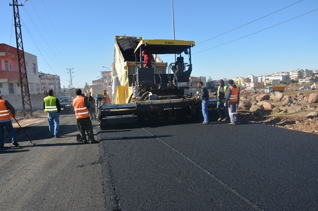 Siverek Belediyesinde Asfalt Çalışması Devam Ediyor