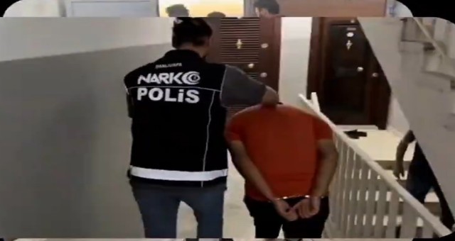 UYUŞTURUCUYA TACİRLERİNE GEÇİT YOK 15 KİŞİ TUTUKLANDI