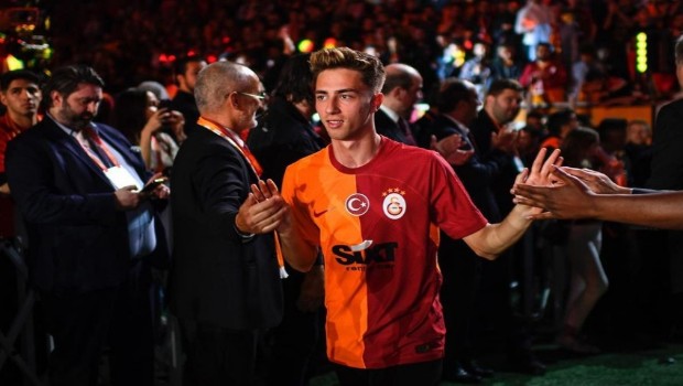 ŞANLIURFASPOR, GALATASARAY'IN ORTA SAHASINI TRANSFER ETTİ 