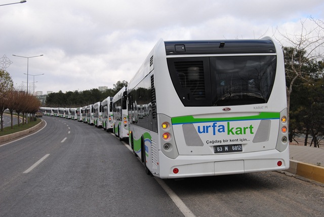 Büyükşehir, Yeni Otobüsleri Hizmete Sunuyor