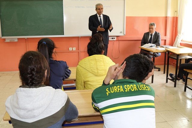 Başkan Demirkol, Spor Lisesinde Gençlerle Buluştu