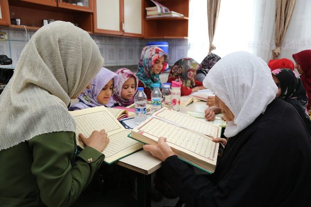 Eyyübiyeli Kadınlardan Başkan Ekinciye Teşekkür 