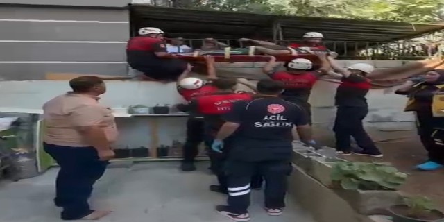 4. KATTAN DÜŞEN VATANDAŞIN İMDADINA İTFAİYE YETİŞTİ 