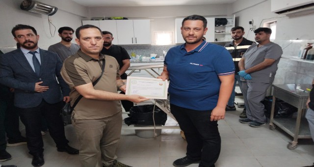 ŞANLIURFA’DA SAHİPSİZ HAYVANLARA YÖNELİK EĞİTİM SEFERBERLİĞİ